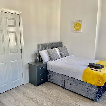 Cheerful 1 Bed Apartment Cardiff City Centre - Penarth Rd Δωμάτιο φωτογραφία