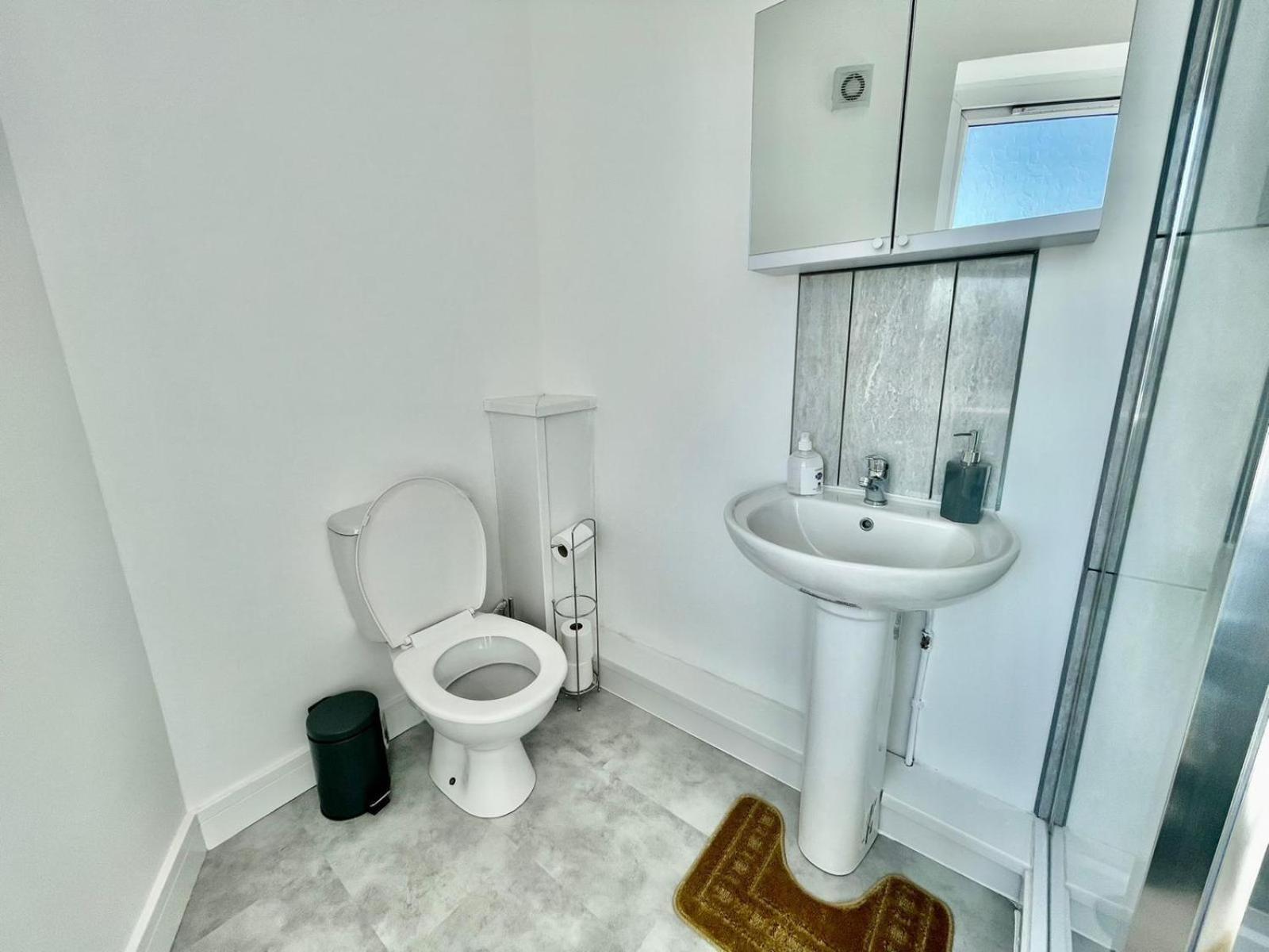 Cheerful 1 Bed Apartment Cardiff City Centre - Penarth Rd Δωμάτιο φωτογραφία