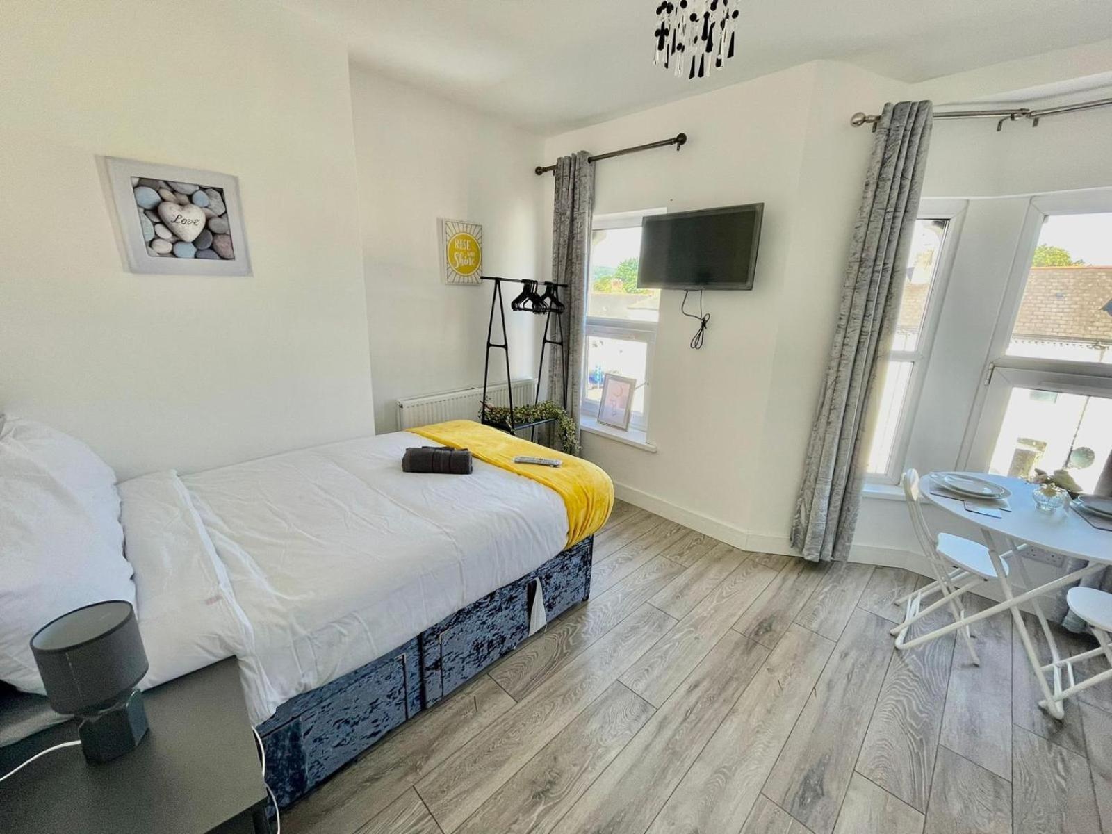 Cheerful 1 Bed Apartment Cardiff City Centre - Penarth Rd Δωμάτιο φωτογραφία