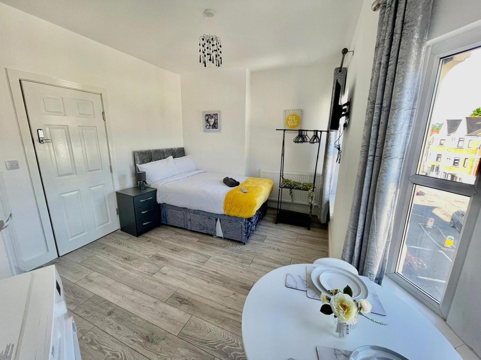 Cheerful 1 Bed Apartment Cardiff City Centre - Penarth Rd Δωμάτιο φωτογραφία